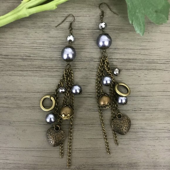Jewelry - 🎀 Beautiful Lightweight Long Earrings